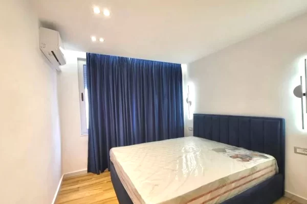 Shtepi me qera Apartament ne Tirane, 1+1, Mobilimi E mobiluar, Pagesa 40,000  Leke.