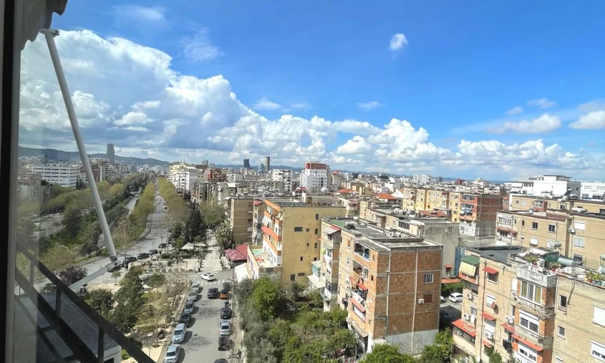 Shtepi me qera Apartament ne Tirane, 2+1, Mobilimi E mobiluar, Pagesa 60,000  Leke.