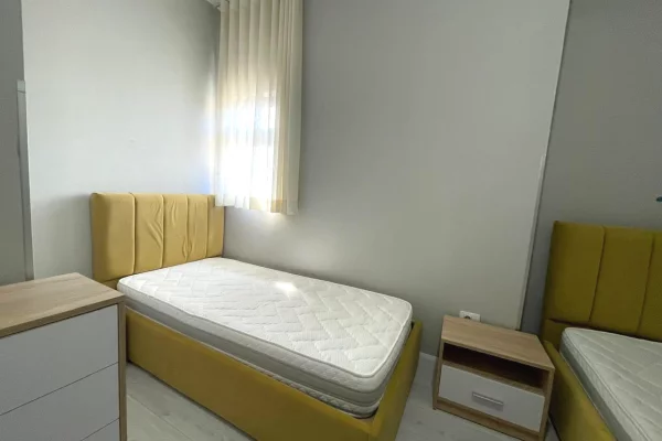 Shtepi me qera Apartament ne Tirane, 2+1, Mobilimi E mobiluar, Pagesa 60,000  Leke.