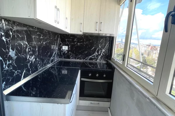 Shtepi me qera Apartament ne Tirane, 2+1, Mobilimi E mobiluar, Pagesa 60,000  Leke.