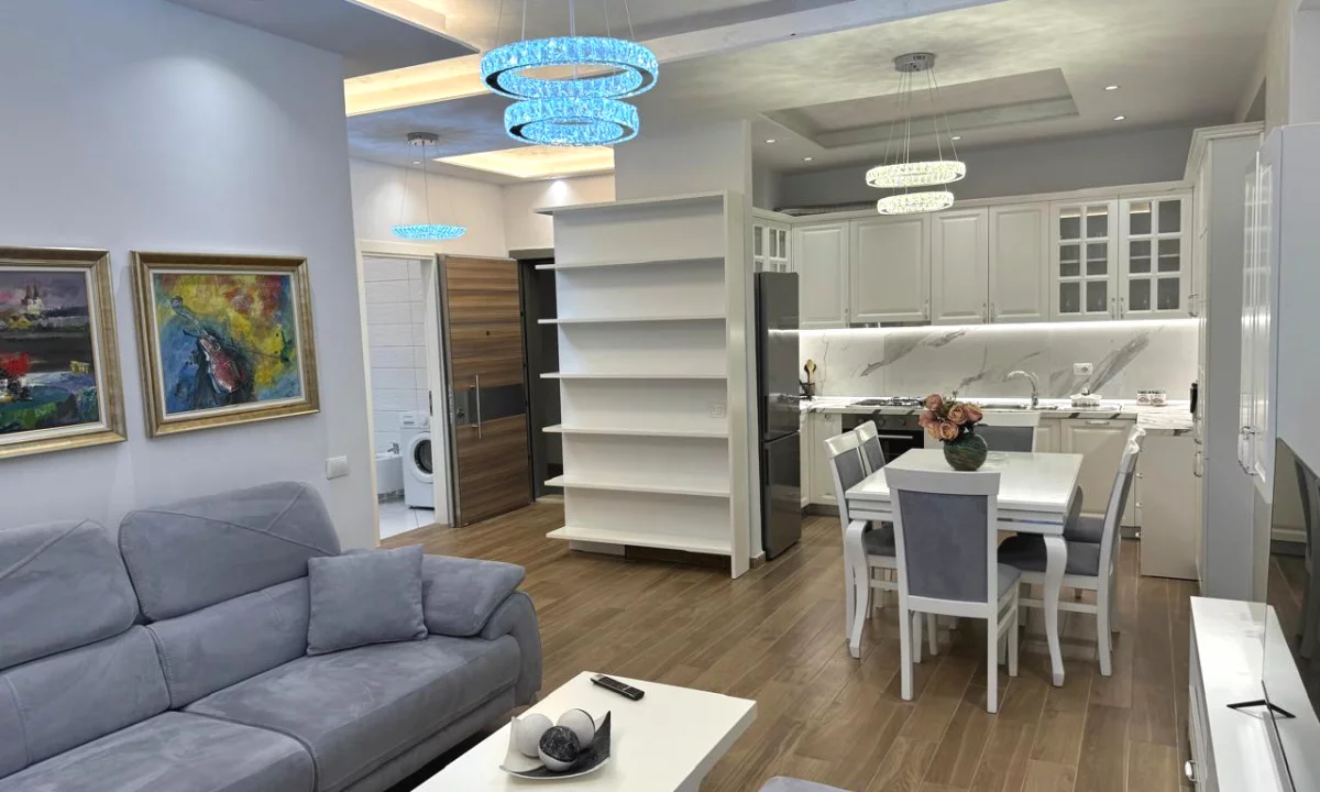 Shtepi me qera Apartament ne Tirane, 2+1, Mobilimi E mobiluar, Pagesa 60,000  Leke.