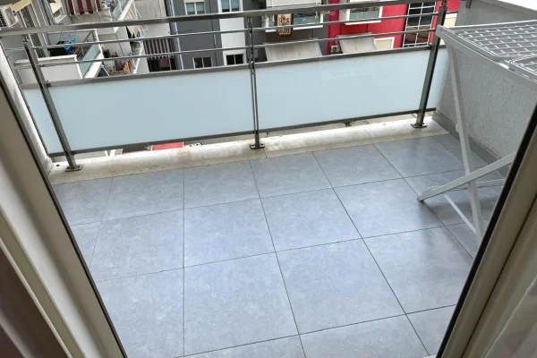 Shtepi me qera Apartament ne Tirane, 2+1, Mobilimi E mobiluar, Pagesa 60,000  Leke.