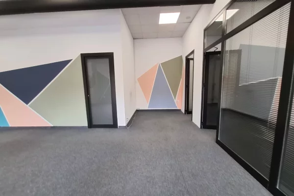 Jepet me Qira Ambjent/Zyre Premium Open space & 2wc+2Bllk. 📍 Kompleksi Arlis/ Farmacia 10 🔥 CMIMI: 2,200 Euro 🔥