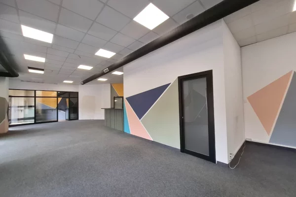 Jepet me Qira Ambjent/Zyre Premium Open space & 2wc+2Bllk. 📍 Kompleksi Arlis/ Farmacia 10 🔥 CMIMI: 2,200 Euro 🔥