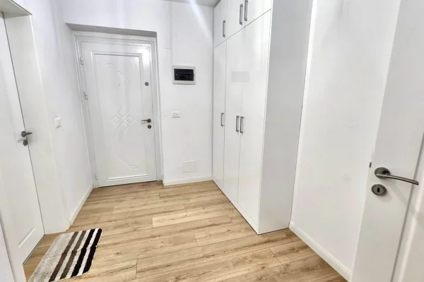 Shtepi me qera Apartament ne Tirane, 2+1, Mobilimi E mobiluar, Pagesa 600  Euro.