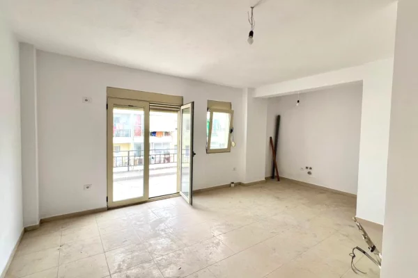 Apartment for sale in Tirana 2+1, Emty