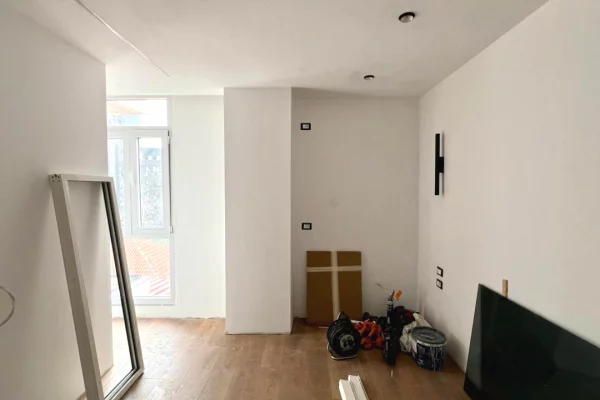 Apartment for sale in Tirana 1+1, Emty