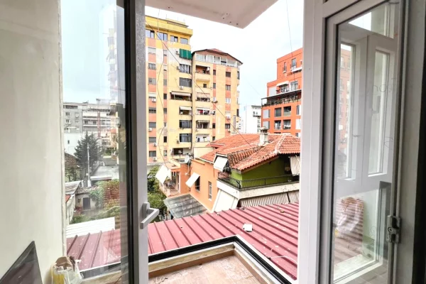 Apartment for sale in Tirana 1+1, Emty