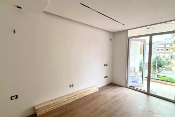 Apartment for sale in Tirana 1+1, Emty