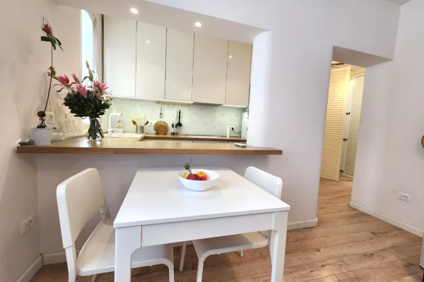 Shtepi me qera Apartament ne Tirane, 1+1, Mobilimi E mobiluar, Pagesa 68,000  Leke.