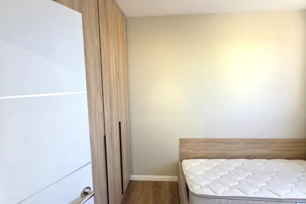 Shtepi me qera Apartament ne Tirane, 1+1, Mobilimi E mobiluar, Pagesa 32,000  Leke.