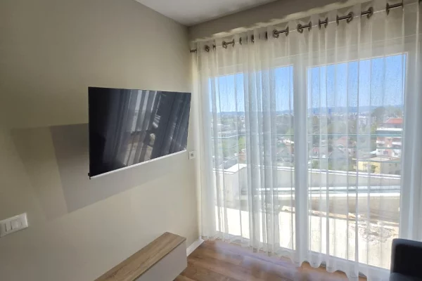 Shtepi me qera Apartament ne Tirane, 1+1, Mobilimi E mobiluar, Pagesa 32,000  Leke.