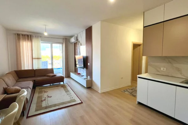 Shtepi me qera Apartament ne Tirane, 2+1, Mobilimi E mobiluar, Pagesa 60,000  Leke.