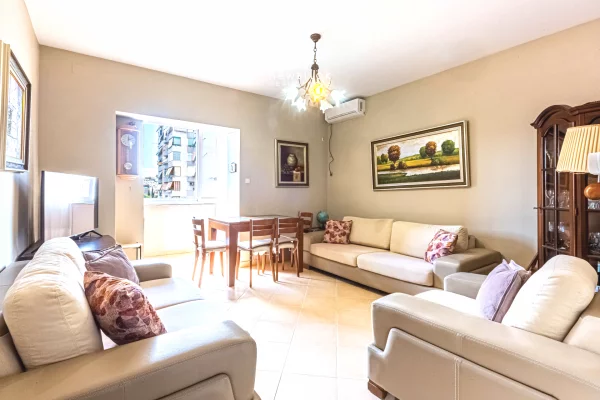 Shtepi ne shitje 2+1 ne Tirane - 179,000 Euro