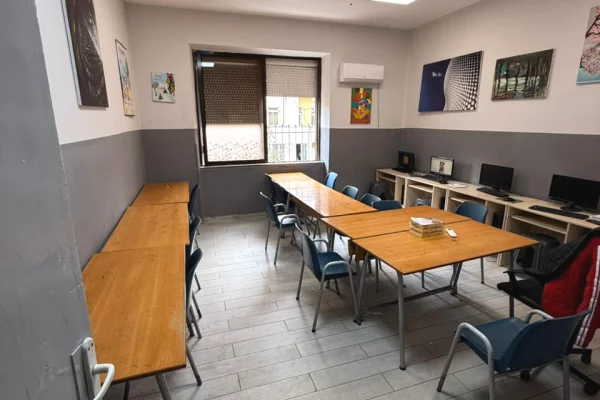 Ambient biznesi me qera 1+1 ne Tirane - 850 Euro