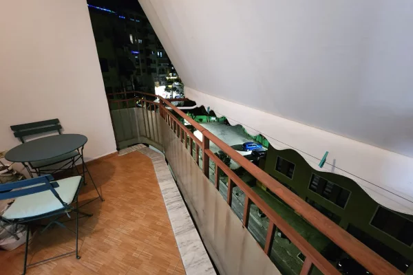 Shtepi me qera Apartament ne Tirane, 2+1, Mobilimi E mobiluar, Pagesa 40,000  Leke.