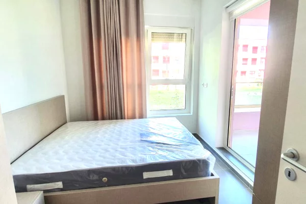 Shtepi me qera Apartament ne Tirane, 2+1, Mobilimi E mobiluar, Pagesa 45,000  Leke.