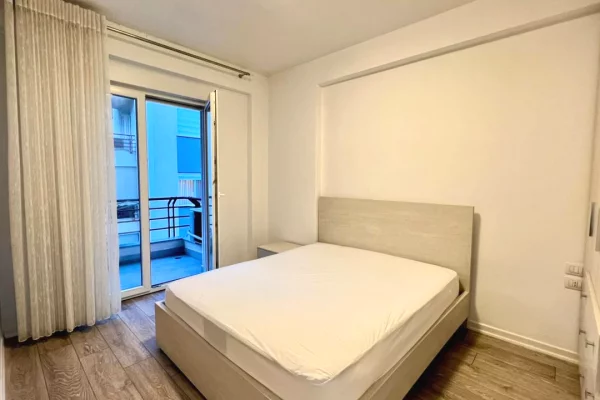Shtepi me qera Apartament ne Tirane, 2+1, Mobilimi E mobiluar, Pagesa 60,000  Leke.