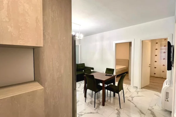 Shtepi me qera Apartament ne Tirane, 2+1, Mobilimi E mobiluar, Pagesa 60,000  Leke.