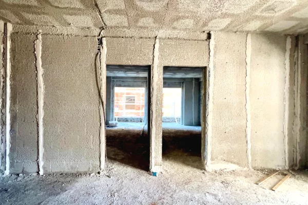 Shtepi ne shitje Apartament ne Tirane, 2+1, Mobilimi Bosh, pa mobiluar, Pagesa 193,500  Euro.