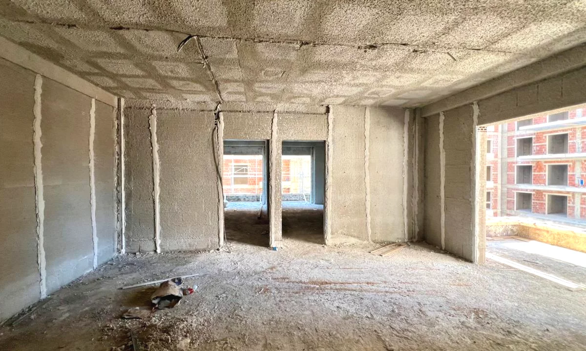 Shtepi ne shitje Apartament ne Tirane, 2+1, Mobilimi Bosh, pa mobiluar, Pagesa 193,500  Euro.