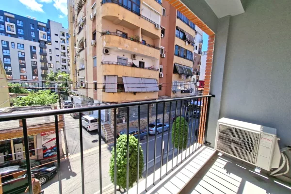 Shtepi me qera Apartament ne Tirane, 1+1, Mobilimi E mobiluar, Pagesa 50,000  Leke.