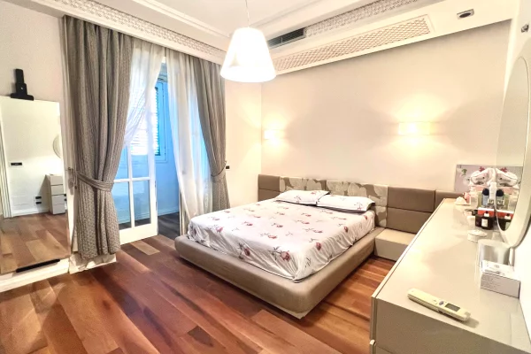 Shtepi me qera Apartament ne Tirane, 1+1, Mobilimi E mobiluar, Pagesa 600  Euro.