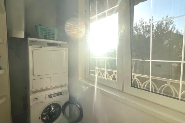 Shtepi me qera Apartament ne Tirane, 1+1, Mobilimi E mobiluar, Pagesa 600  Euro.