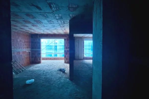 Shtepi ne shitje Apartament ne Tirane, 1+1, Mobilimi Bosh, pa mobiluar, Pagesa 88,000  Euro.