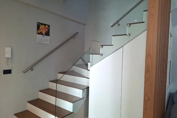 Duplex (casa a 2 piani) in affitto a Tirana 3+1, Arredato