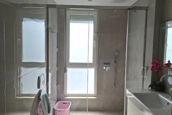 Duplex (casa a 2 piani) in affitto a Tirana 3+1, Arredato