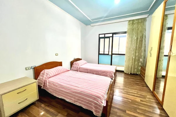 Shtepi me qera Apartament ne Tirane, 2+1, Mobilimi E mobiluar, Pagesa 600  Euro.