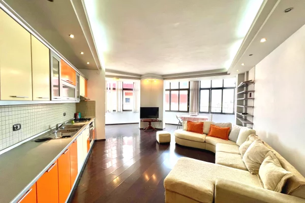 Shtepi me qera 2+1 ne Tirane - 600 Euro