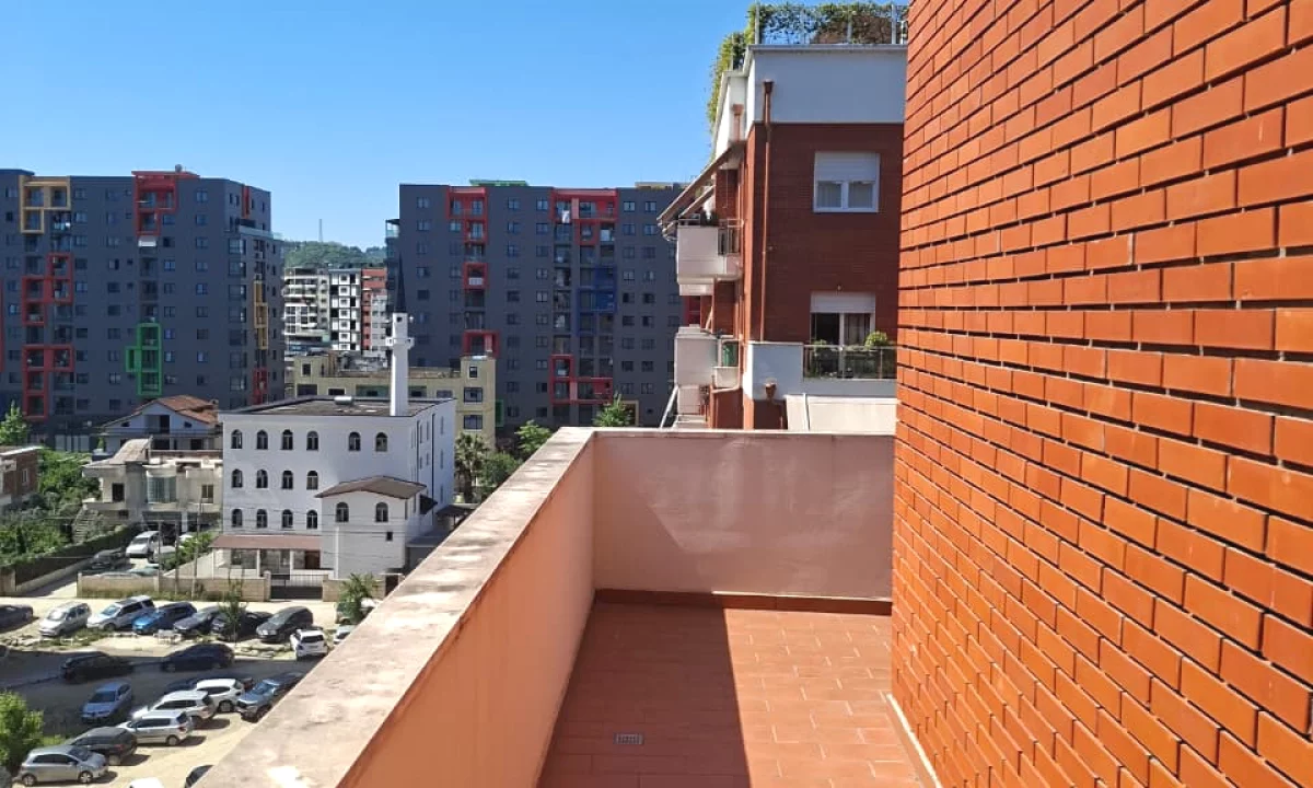 🏠 Me Qera Zyre 69m2 & 1 Post Parkimi (📍Astir / Green City )🔥Super mundesi || ✨️50,000 Leke / Muaj