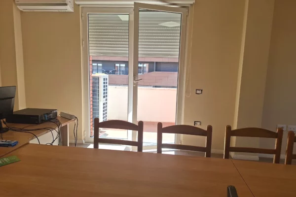 🏠 Me Qera Zyre 69m2 & 1 Post Parkimi (📍Astir / Green City )🔥Super mundesi || ✨️50,000 Leke / Muaj