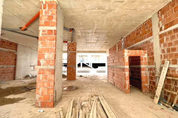 SHITET Ambient Biznesi : Open Space 232m2 📍Paskuqan (Space City Residence) - Buze Unaze (579,800Euro) 