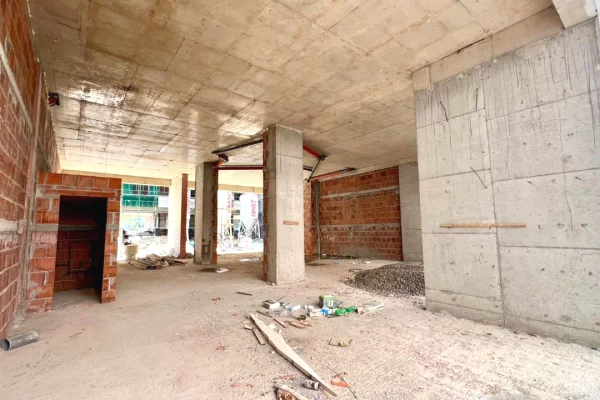 SHITET Ambient Biznesi : Open Space 232m2 📍Paskuqan (Space City Residence) - Buze Unaze (579,800Euro) 