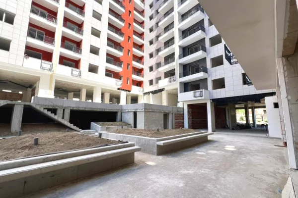 Ambient biznesi ne shitje 1+1 ne Tirane - 579,800 Euro