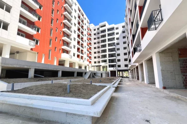 SHITET Ambient Biznesi : Open Space 232m2 📍Paskuqan (Space City Residence) - Buze Unaze (579,800Euro) 