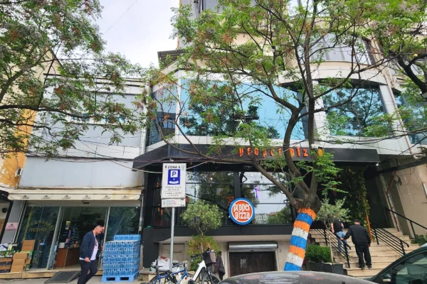🏠 Me Qera Zyre. Kt.2 - 120m2 (📍Std. Dinamo / Bllok )🔥Ngjitur me Proper Pizza ✨️1500Euro Neto / Muaj 