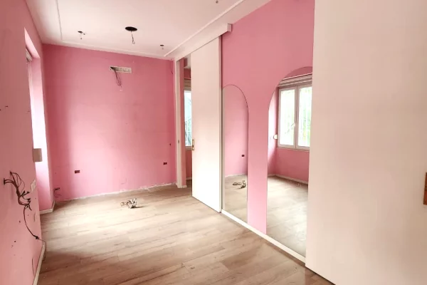 🏠 Me Qera Zyre. Kt.2 - 120m2 (📍Std. Dinamo / Bllok )🔥Ngjitur me Proper Pizza ✨️1500Euro Neto / Muaj 
