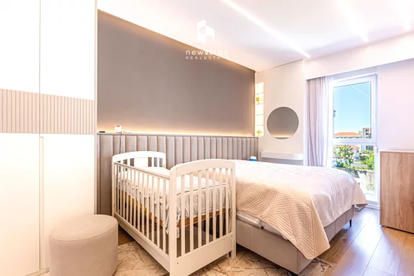 Shtepi ne shitje Apartament ne Tirane, 2+1, Mobilimi E mobiluar, Pagesa 275,000  Euro.