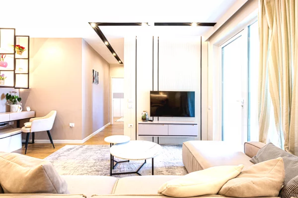 Shtepi ne shitje Apartament ne Tirane, 2+1, Mobilimi E mobiluar, Pagesa 275,000  Euro.