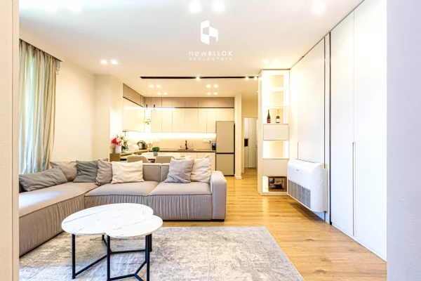 Shtepi ne shitje Apartament ne Tirane, 2+1, Mobilimi E mobiluar, Pagesa 275,000  Euro.