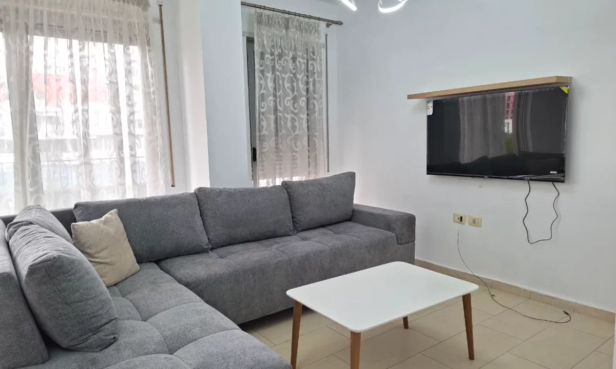 Shtepi me qera Apartament ne Tirane, 1+1, Mobilimi E mobiluar, Pagesa 70,000  Leke.