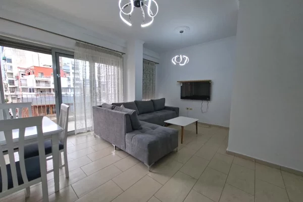 Shtepi me qera Apartament ne Tirane, 1+1, Mobilimi E mobiluar, Pagesa 70,000  Leke.