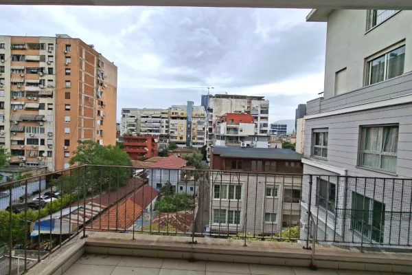 Shtepi me qera Apartament ne Tirane, 1+1, Mobilimi E mobiluar, Pagesa 70,000  Leke.