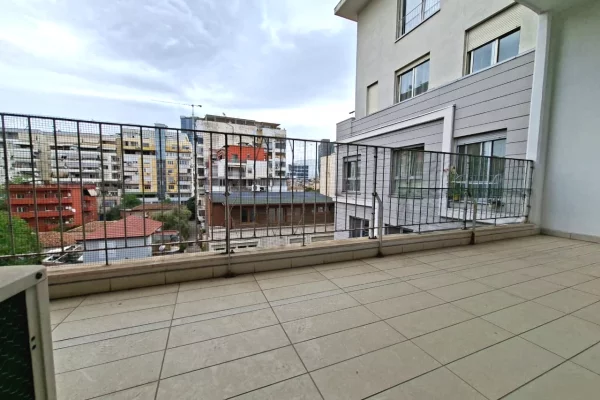 Shtepi me qera Apartament ne Tirane, 1+1, Mobilimi E mobiluar, Pagesa 70,000  Leke.