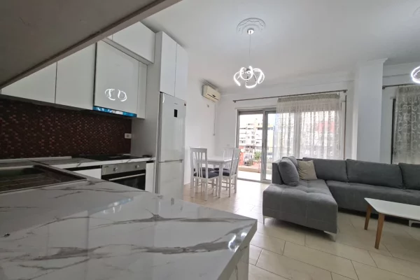 Shtepi me qera Apartament ne Tirane, 1+1, Mobilimi E mobiluar, Pagesa 70,000  Leke.
