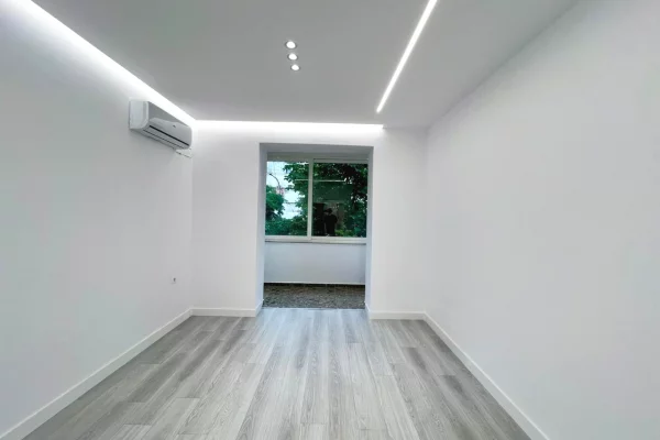 🏘️ Me Qera: Zyre Luxury. 80m2-Kt.2 (Qender-Rr. Barrikadave)🔥Ideale per biznesin tuaj | 1000Euro/Muaj